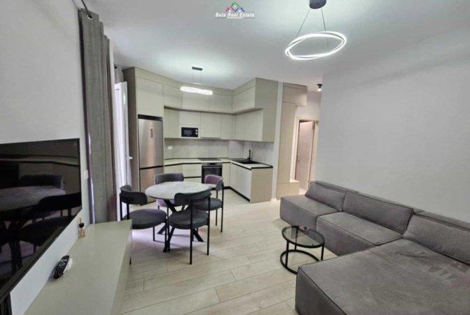 Tirane, jepet me qera apartament 1+1 Kati 3, 70 m² 550 € (Rruga Feizi Himzo)