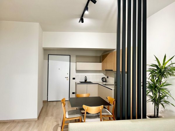 Vlore, shitet apartament 1+1+Ballkon , 68 m² 195.000 € (Rruga Dhimiter Konomi)