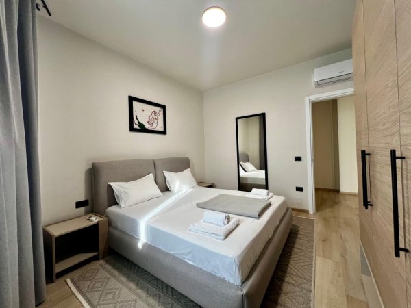 Vlore, shitet apartament 1+1+Ballkon , 68 m² 195.000 € (Rruga Dhimiter Konomi)