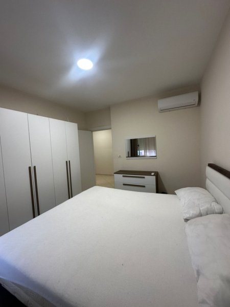 Tirane, jepet me qera apartament 2+1+Ballkon Kati 6, 110 m² 650 € (Don Bosko)