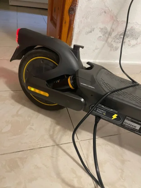 Tirane, shes Skuter Elektrik | Electric Scooter Ninebot e zeze 500 €