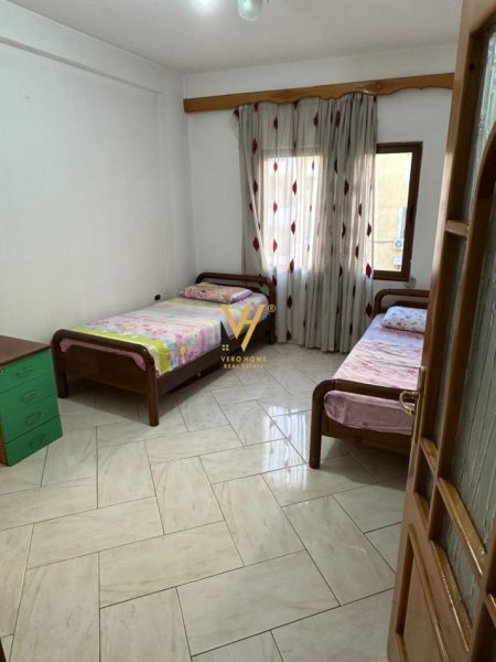 Tirane, jepet me qera apartament 2+1+Ballkon Kati 4, 85 m² 500 € (DON BOSKO)