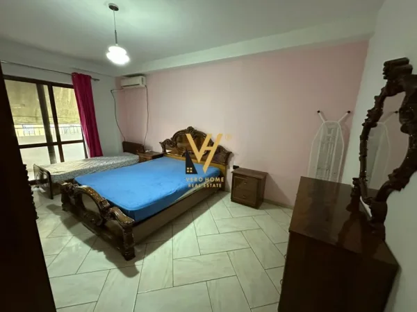 Tirane, jepet me qera apartament 2+1+Ballkon Kati 4, 85 m² 500 € (DON BOSKO)