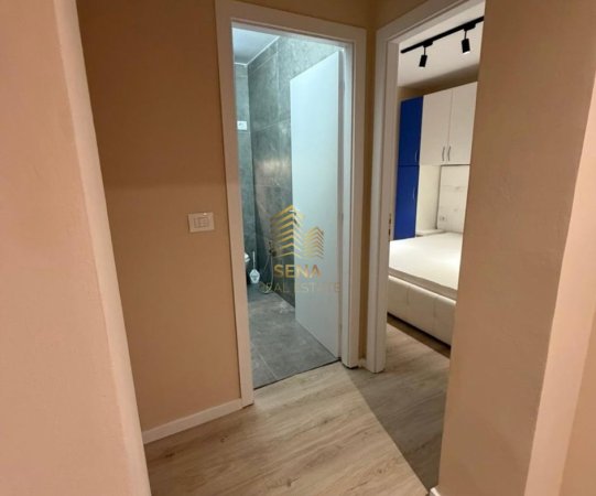 Tirane, jepet me qera apartament 1+1 Kati 1, 40 m² 500 € (Rruga Kongresi Manastirit)