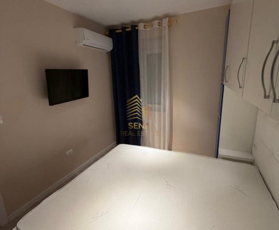 Tirane, jepet me qera apartament 1+1 Kati 1, 40 m² 500 € (Rruga Kongresi Manastirit)
