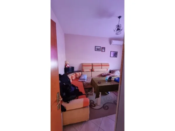 Tirane, shitet Vile 2 Katshe Kati 0, 193 m² 260.000 € (Selite)