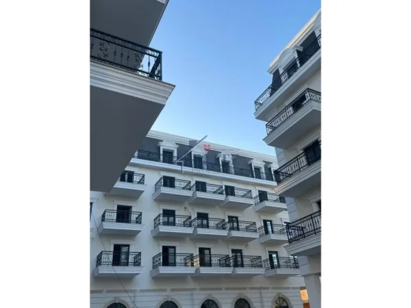 Tirane, shitet garsonier Kati 1, 51 m² 92.394 € (Porta Tirana Re, Sauk i Vjeter)