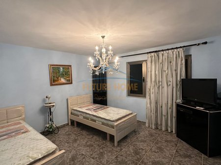 Tirane, jepet me qera apartament 2+1 Kati 4, 70 m² 600 € (Pazari i ri)
