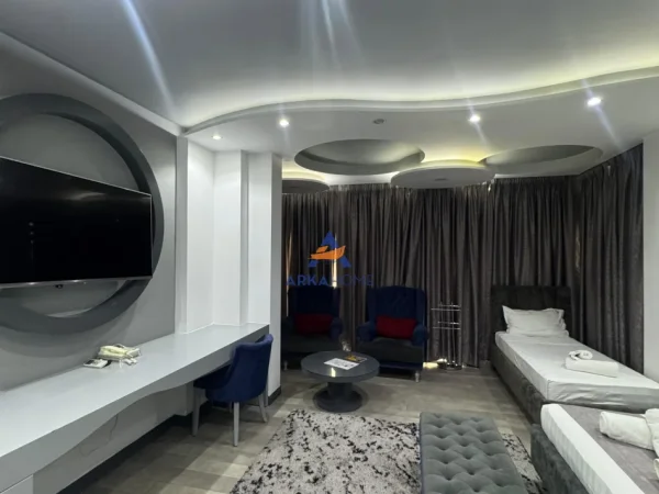 Tirane, shitet hotel Kati 9, 3.000 m² 6.500.000 € 