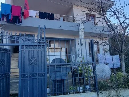 Tirane, shitet apartament 4+1+Aneks+Ballkon Kati 0, 193 m² 260.000 € (selite)