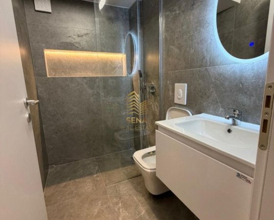 Tirane, jepet me qera apartament 2+1 Kati 1, 70 m² 600 € (Rruga Kongresi Manastirit)