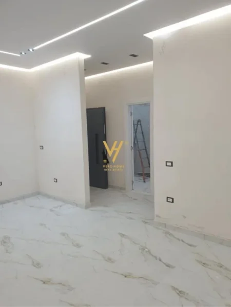 Tirane, jepet me qera ambjent biznesi Kati 1, 74 m² 800 € (ASTIR)