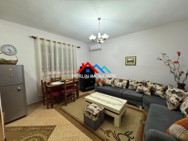 Tirane, jepet me qera apartament 2+1+Ballkon Kati 4, 80 m² 540 € (RRUGA PANDI DARDHA, LAPRAKE)