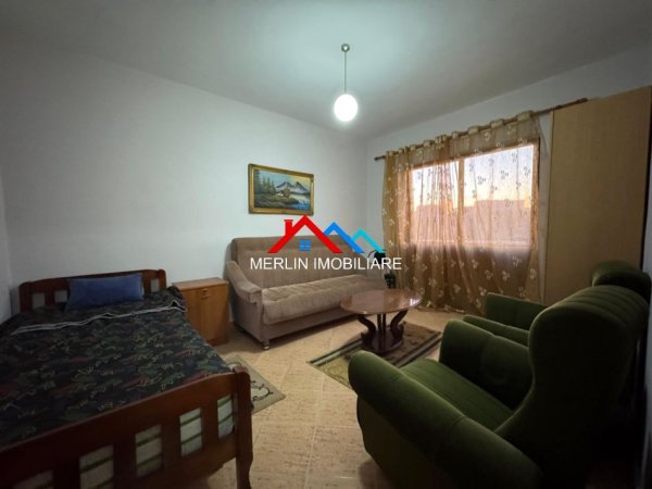 Tirane, jepet me qera apartament 2+1+Ballkon Kati 4, 80 m² 540 € (RRUGA PANDI DARDHA, LAPRAKE)