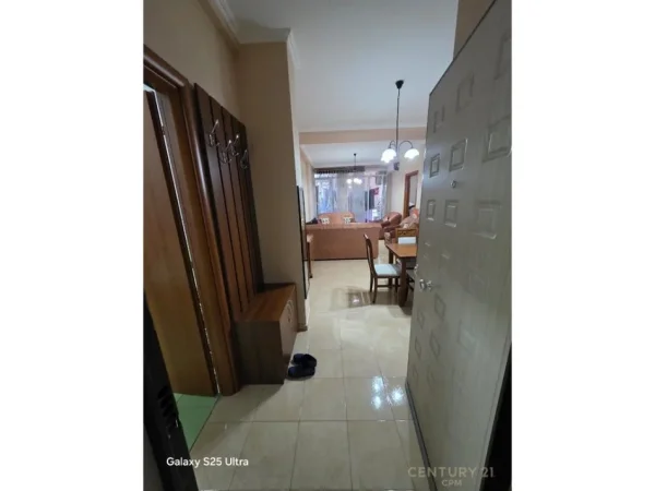 Tirane, shes apartament 2+1+Ballkon Kati 4, 83 m² 103.000 € (Fresk)