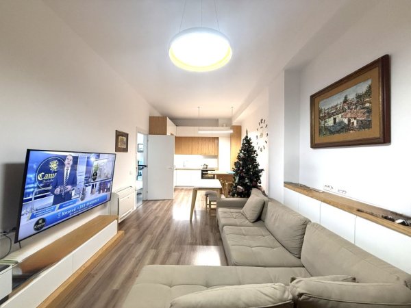 Tirane, shitet apartament 2+1+Ballkon , 133 m² 350.000 € (Pazari i ri)