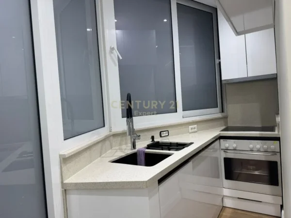Tirane, jepet me qera apartament 2+1 Kati 2, 60 m² 780 € (Inxhinieria e Ndertimit)