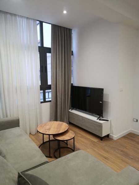 Tirane, shitet apartament 1+1 , 53 m² 145.000 € 