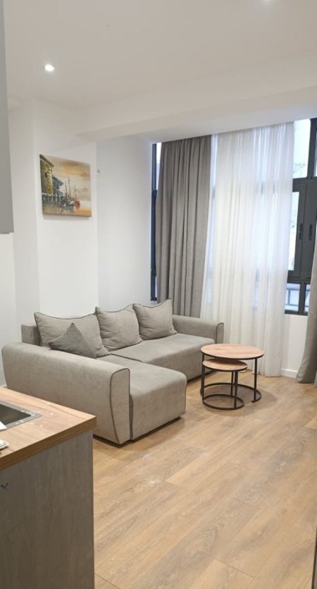 Tirane, shitet apartament 1+1 , 53 m² 145.000 € 