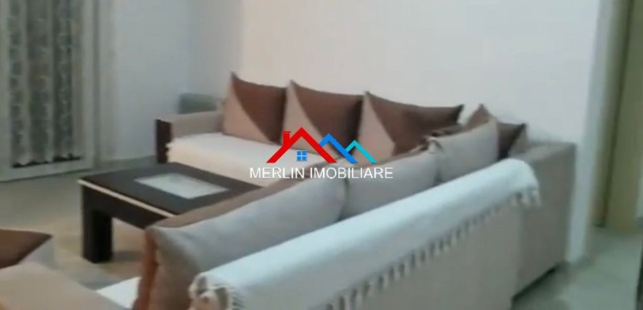 Tirane, jepet me qera apartament 2+1+Ballkon Kati 4, 102 m² 400 € (RRUGA SOTIR CACI,FRESK)