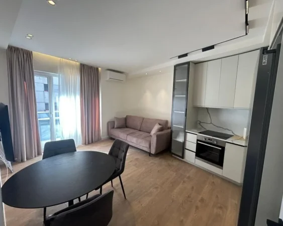 Tirane, jepet me qera apartament 1+1+Aneks+Ballkon Kati 3, 60 m² 500 € (ish dogana)