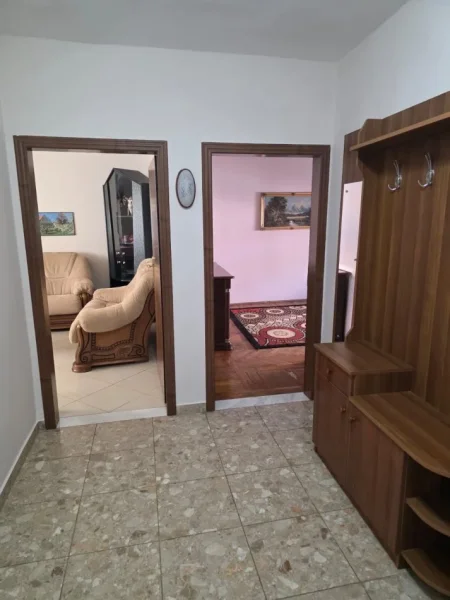 Tirane, jepet me qera apartament 2+1+Ballkon Kati 4, 70 m² 500 € (Rr. Siri Kodra te punishtja e pastave)