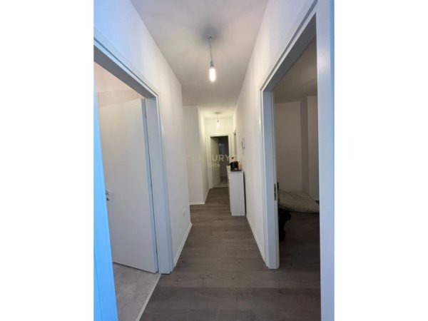 Tirane, jepet me qera apartament 2+1 Kati 2, 86 m² 500 € (QTU)