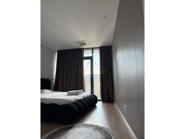 Tirane, shitet apartament 2+1 Kati 9, 124 m² 550.000 € (Lake View Residence)