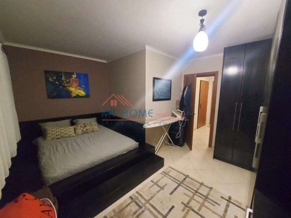 Tirane, shitet apartament 1+1+Ballkon Kati 4, 88 m² 123.000 € 