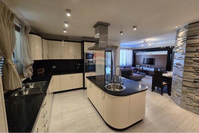 Tirane, shitet apartament 3+1 Kati 8, 162 m² 220.000 € (Rruga Mikel Maruli, Tiranë) ID: 530411001-1283