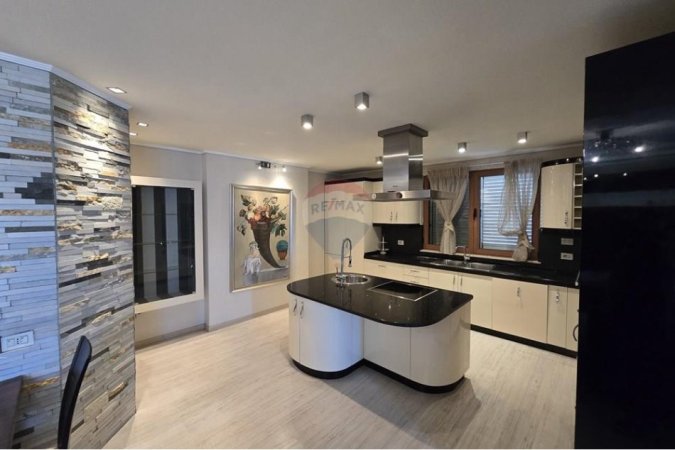 Tirane, shitet apartament 3+1 Kati 8, 162 m² 220.000 € (Rruga Mikel Maruli, Tiranë) ID: 530411001-1283