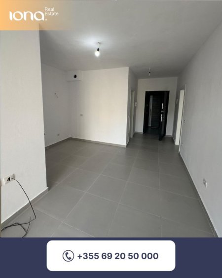 Golem, shitet apartament 2+1 Kati 1, 86 m² 