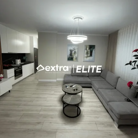 Tirane, jepet me qera apartament 1+1+Ballkon Kati 4, 75 m² 900 € (Rruga e Kosovareve)