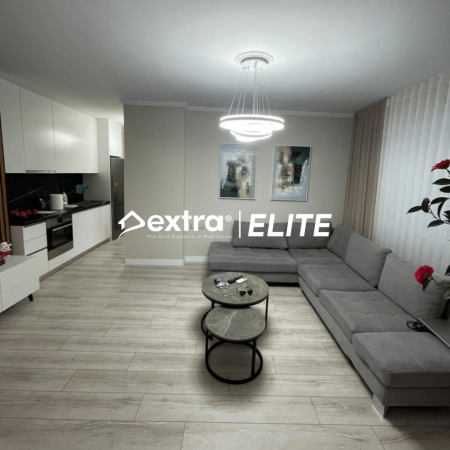 Tirane, jepet me qera apartament 1+1+Ballkon Kati 4, 75 m² 900 € (Rruga e Kosovareve)