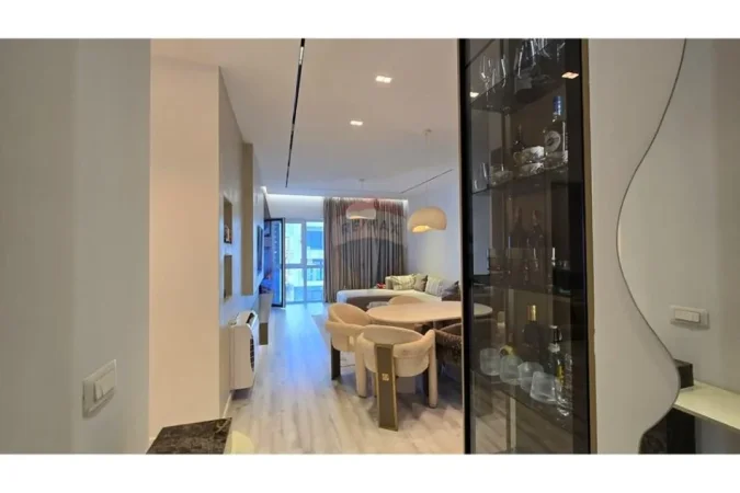 Tirane, shitet apartament 2+1 Kati 7, 100 m² 250.000 € (Rruga 5 Maji, Tiranë(ID: 530191066-45)