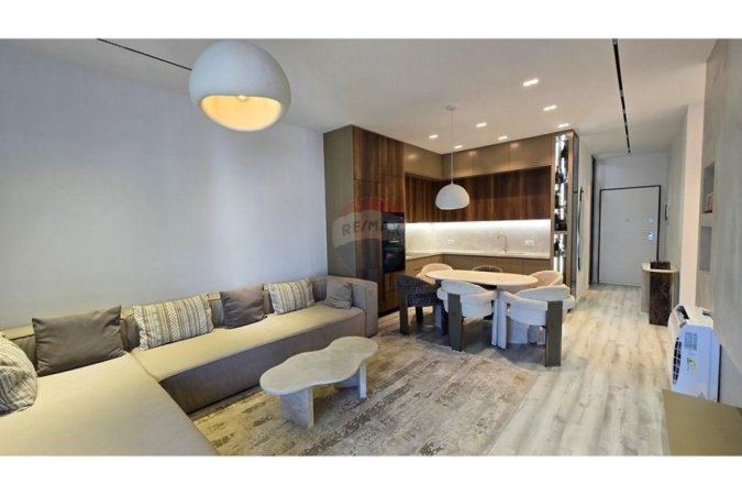 Tirane, shitet apartament 2+1 Kati 7, 100 m² 250.000 € (Rruga 5 Maji, Tiranë(ID: 530191066-45)