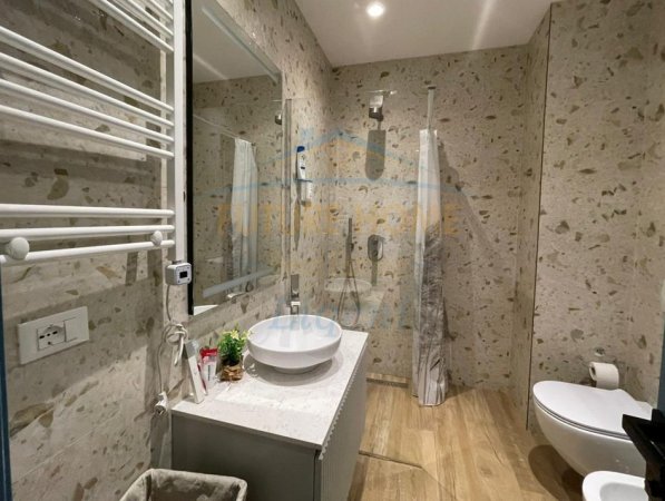 Qera, Apartament 1+1+Parkim, Lake View Residences, Tiranë