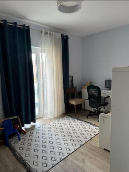 Tirane, jepet me qera apartament 2+1+Ballkon Kati 3, 106 m² 750€ (Don Bosko,Rruga Mergimi)