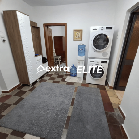 Tirane, jepet me qera apartament 2+1 , 75 m² 600 € (Rruga Qemal Stafa)