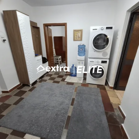 Tirane, jepet me qera apartament 2+1 , 75 m² 600 € (Rruga Qemal Stafa)