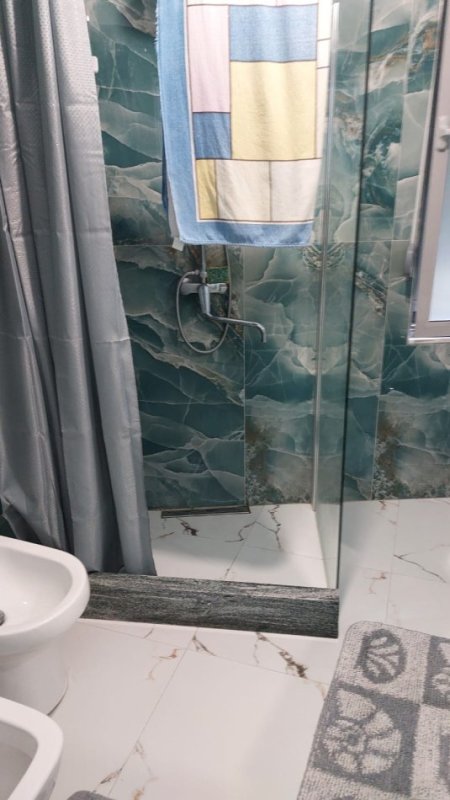 Tirane, shitet apartament 2+1 Kati 2, 82 m² 150.000 € (Fresku)