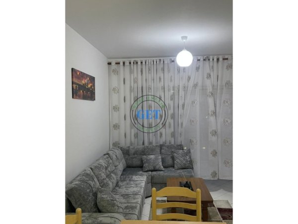 Durres, jepet me qera apartament 1+1 Kati 3, 65 m² 300 € (Plazh)