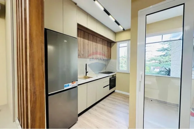 Tirane, shitet apartament 1+1 , 48 m² (Rruga Muhamet Gjollesha)