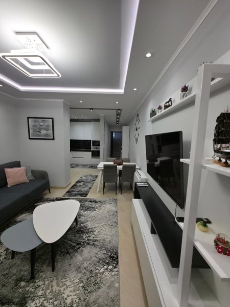 Tirane, shitet 2+1+Ballkon Kati 2, 96 m² 220.000 € (Kompleksi Fratari)