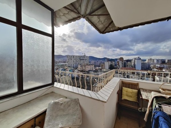 Tirane, jap me qera apartament 2+1 Kati 9, 93 m² 850 € (Myslym Shyri)