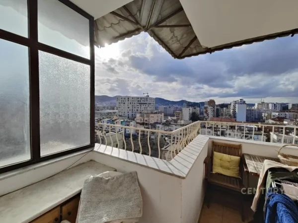 Tirane, jap me qera apartament 2+1 Kati 9, 93 m² 850 € (Myslym Shyri)