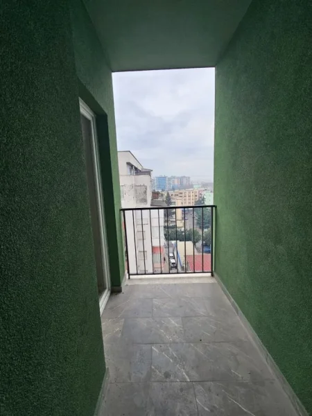 Tirane, shitet apartament 2+1+Ballkon Kati 7, 95 m² 130.000 € (Tirana Entry)