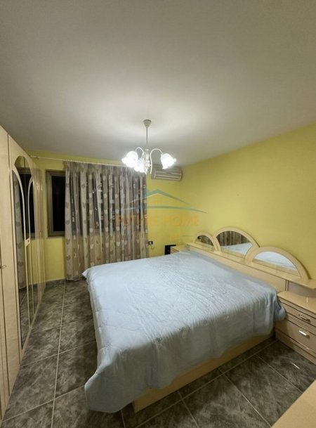 Tirane, jepet me qera apartament 2+1 Kati 4, 71 m² 600 € (Shkolla e Kuqe)