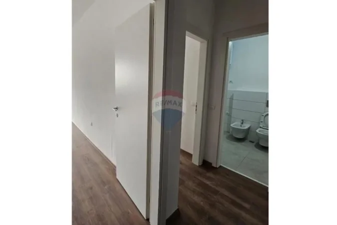 Tirane, shitet apartament 1+1 Kati 3, 53 m² 131.800 € (Ambasada Amerikane, Tiranë(ID: 530571009-42)