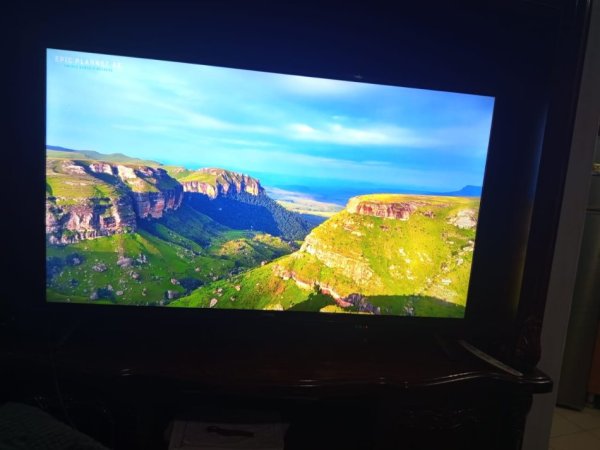 Tirane, shes Smart TV Tv 42 SMART polsh Fox 9.000 leke FULL HD